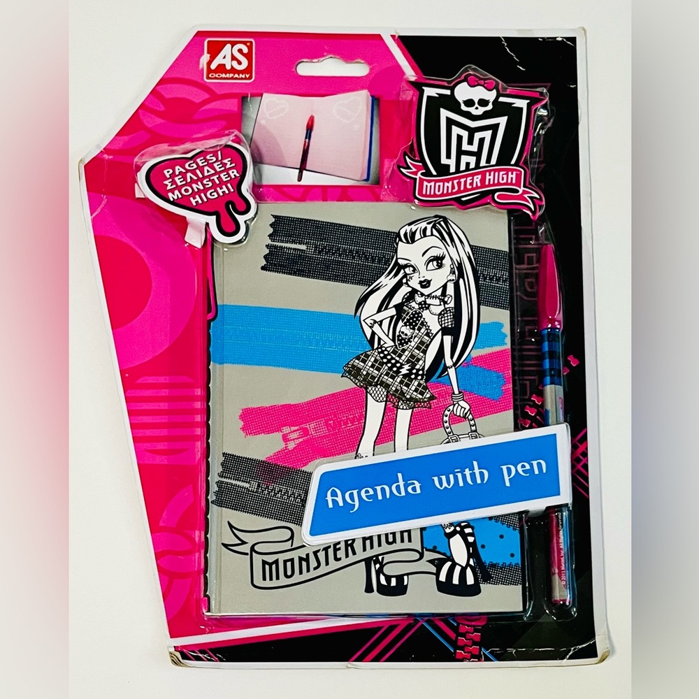 Monster High Agenda With Pen